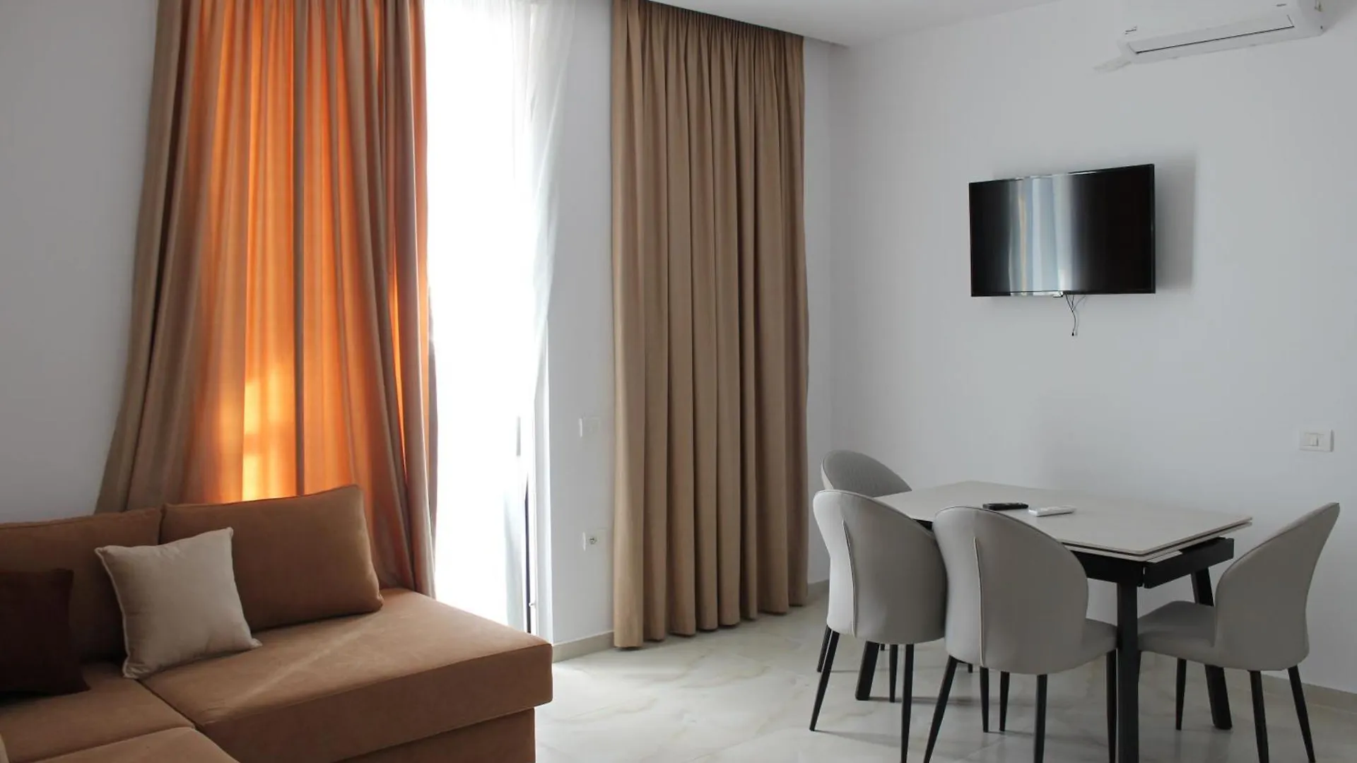 Iliria 1 Apartments Dıraç 0*,  Arnavutluk